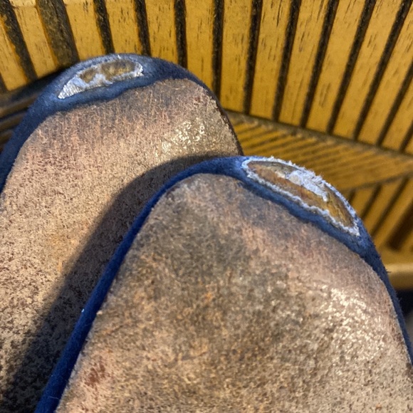 Keneth Cole New York Suede Mules - Picture 10 of 10